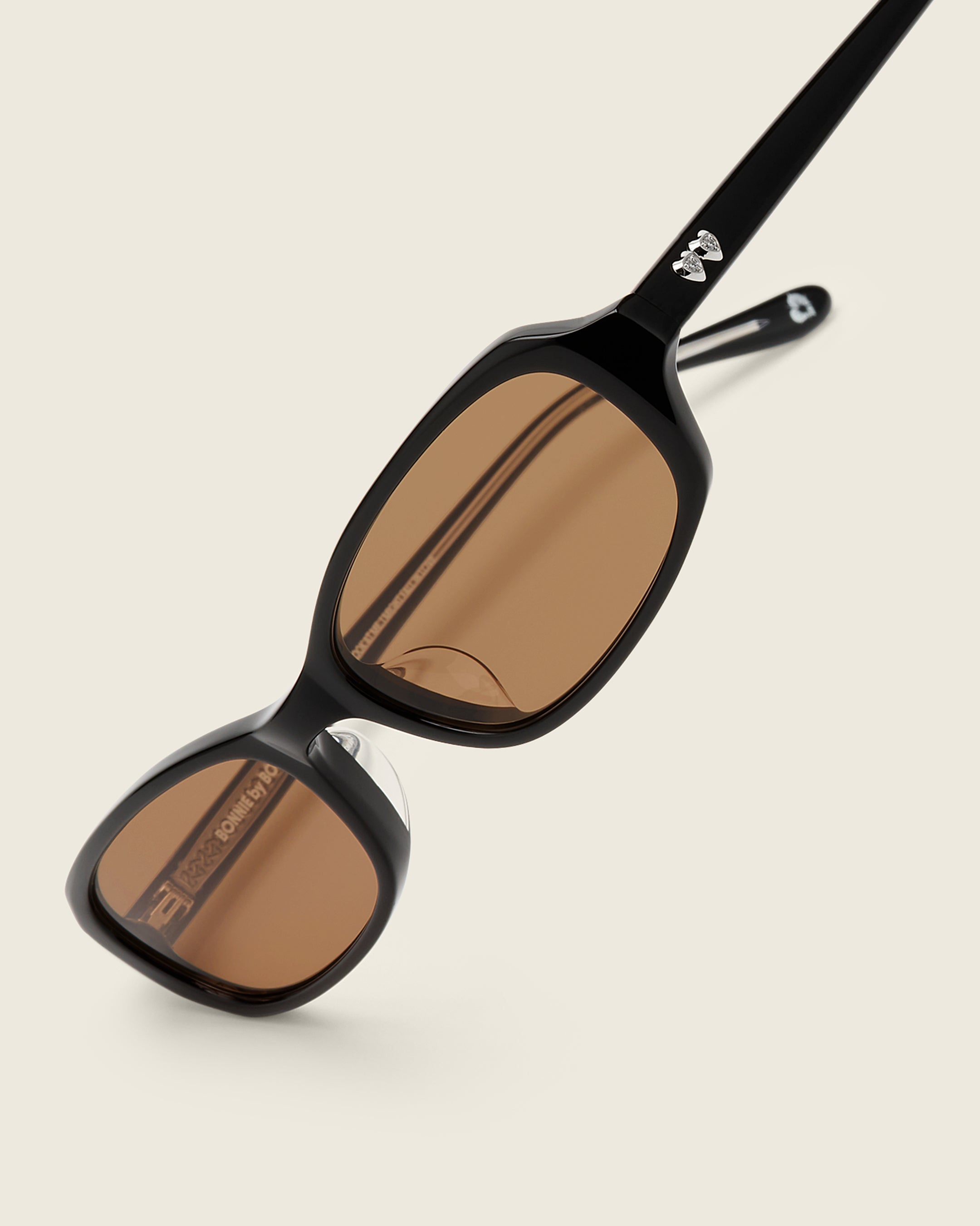 BONNIE CLYDE 8ON8 サングラス　51.20.145 BONNIE CLYDE 8ON8 サングラス51.20.145